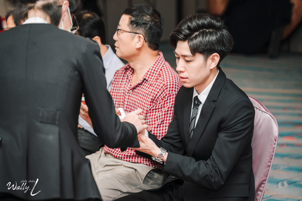 2021062104381744 婚禮紀錄｜高雄婚攝｜南部婚攝｜訂婚儀式｜類婚紗｜漢來大飯店巨蛋會館｜