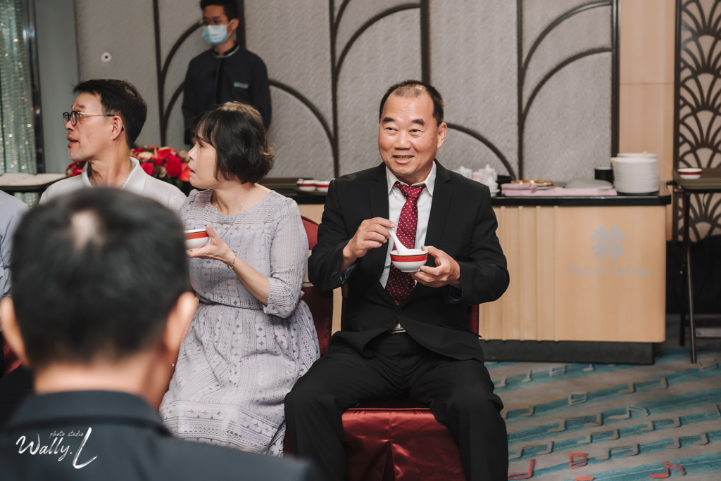2021062104390095 婚禮紀錄｜高雄婚攝｜南部婚攝｜訂婚儀式｜類婚紗｜漢來大飯店巨蛋會館｜