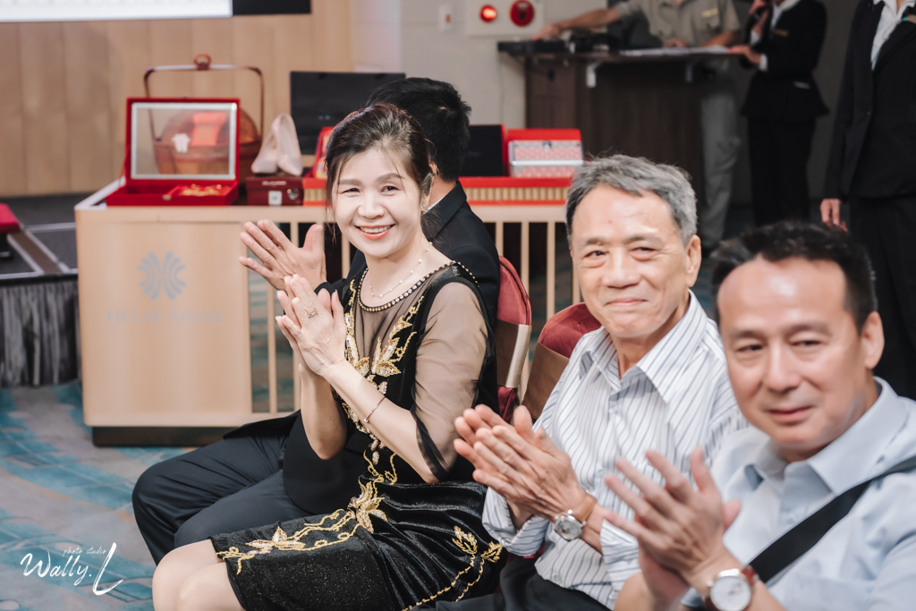 2021062104393239 婚禮紀錄｜高雄婚攝｜南部婚攝｜訂婚儀式｜類婚紗｜漢來大飯店巨蛋會館｜