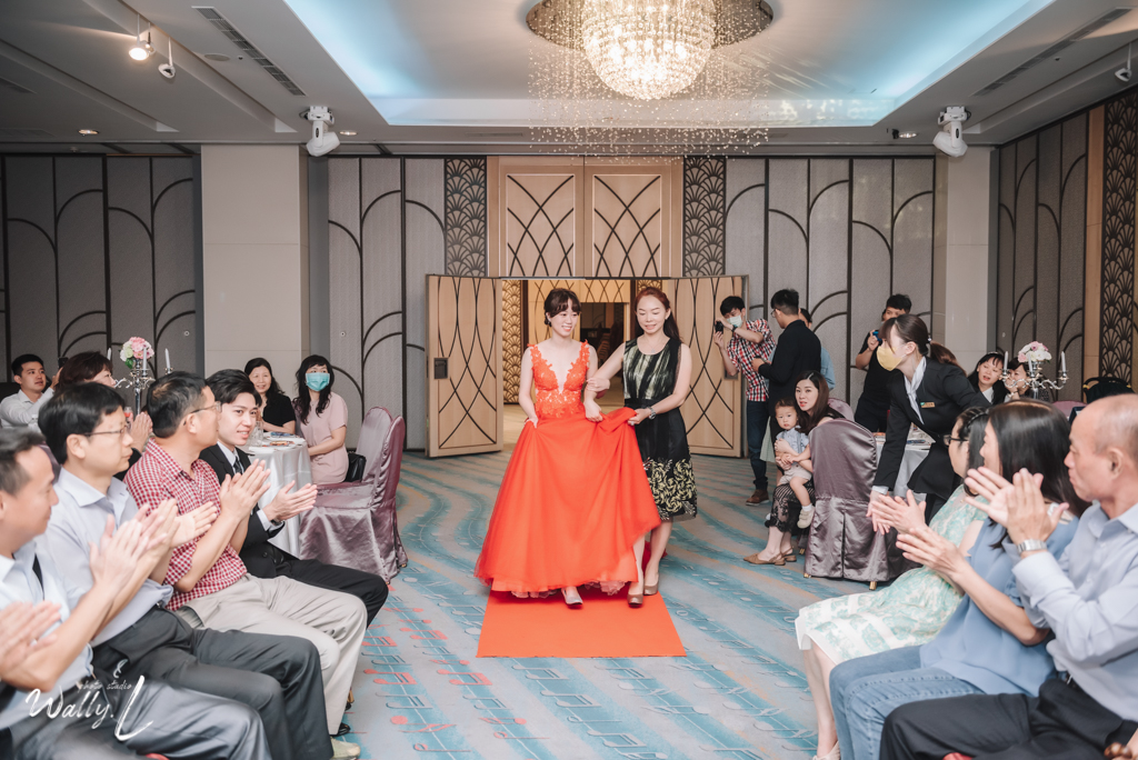 202106210439382 婚禮紀錄｜高雄婚攝｜南部婚攝｜訂婚儀式｜類婚紗｜漢來大飯店巨蛋會館｜