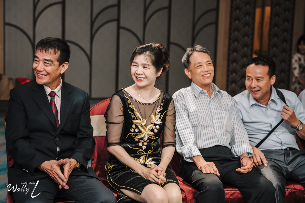 2021062104395397 婚禮紀錄｜高雄婚攝｜南部婚攝｜訂婚儀式｜類婚紗｜漢來大飯店巨蛋會館｜