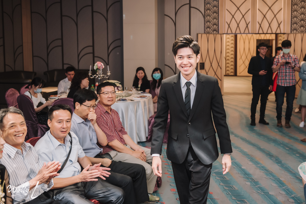 2021062104401838 婚禮紀錄｜高雄婚攝｜南部婚攝｜訂婚儀式｜類婚紗｜漢來大飯店巨蛋會館｜