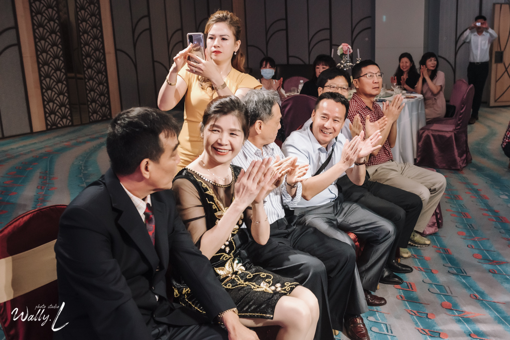 2021062104415142 婚禮紀錄｜高雄婚攝｜南部婚攝｜訂婚儀式｜類婚紗｜漢來大飯店巨蛋會館｜