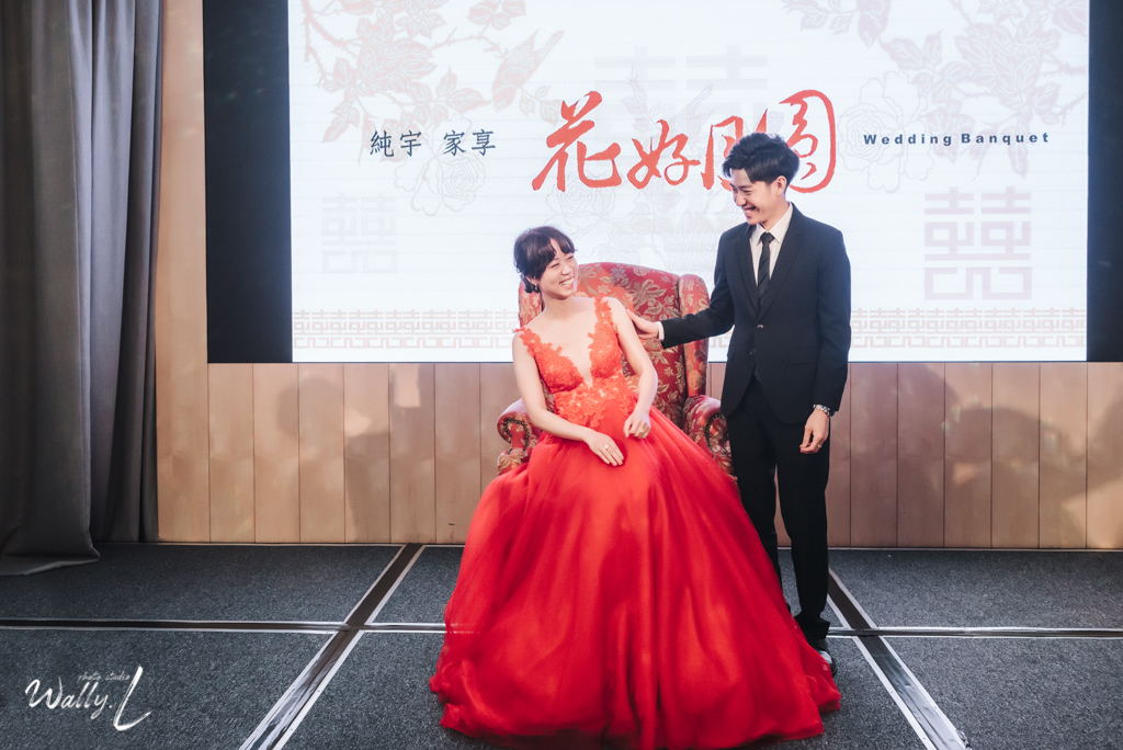 202106210441579 婚禮紀錄｜高雄婚攝｜南部婚攝｜訂婚儀式｜類婚紗｜漢來大飯店巨蛋會館｜