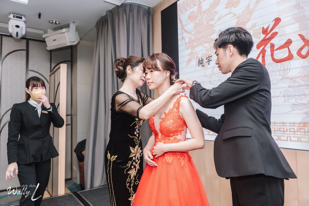 2021062104423274 婚禮紀錄｜高雄婚攝｜南部婚攝｜訂婚儀式｜類婚紗｜漢來大飯店巨蛋會館｜