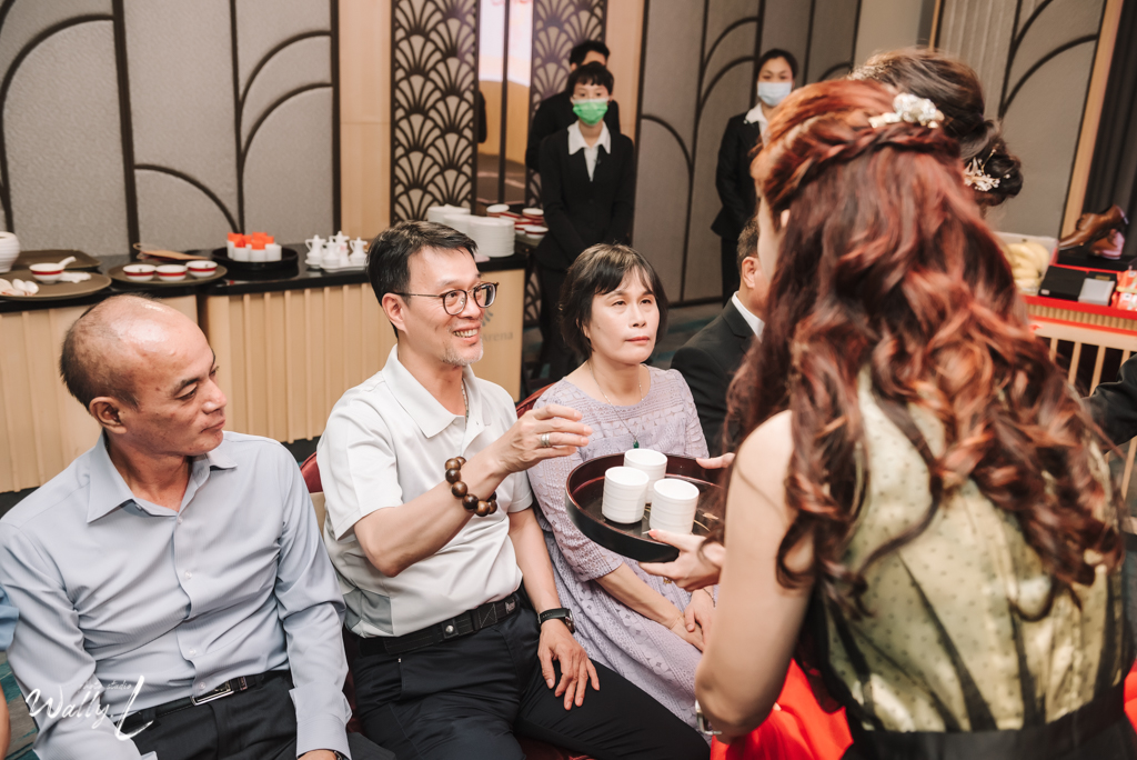 2021062104481832 婚禮紀錄｜高雄婚攝｜南部婚攝｜訂婚儀式｜類婚紗｜漢來大飯店巨蛋會館｜
