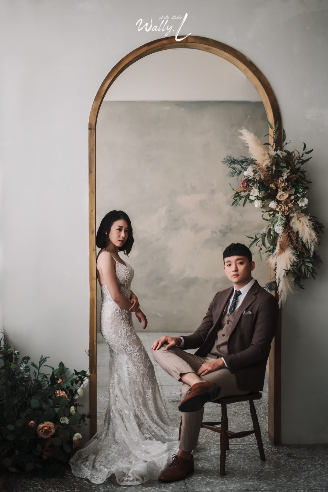 202108030940422 ｜瓦力攝影工作室｜自助婚紗｜婚紗創作｜曠野_W_W_攝影棚｜高雄美術館