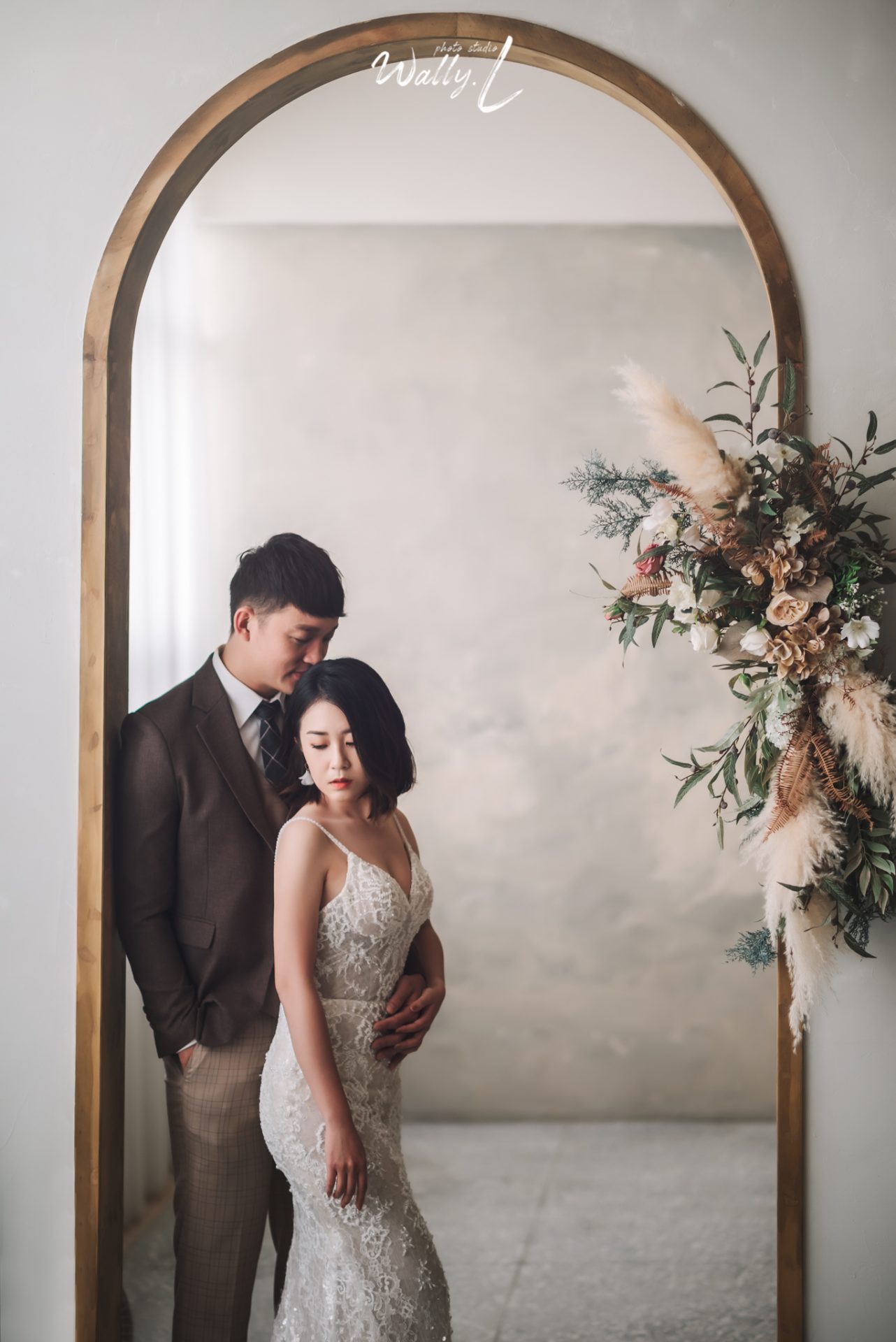 2021080309410275 ｜瓦力攝影工作室｜自助婚紗｜婚紗創作｜曠野_W_W_攝影棚｜高雄美術館