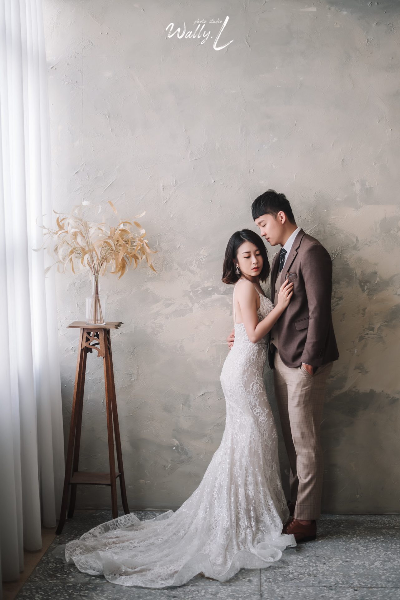 202108030941537 ｜瓦力攝影工作室｜自助婚紗｜婚紗創作｜曠野_W_W_攝影棚｜高雄美術館