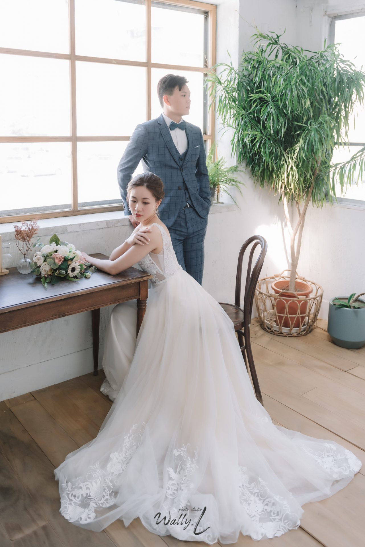 202111050156245 ｜瓦力攝影工作室｜自助婚紗｜駁二藝文特區｜三文攝影工室-友愛棚｜漁光島｜