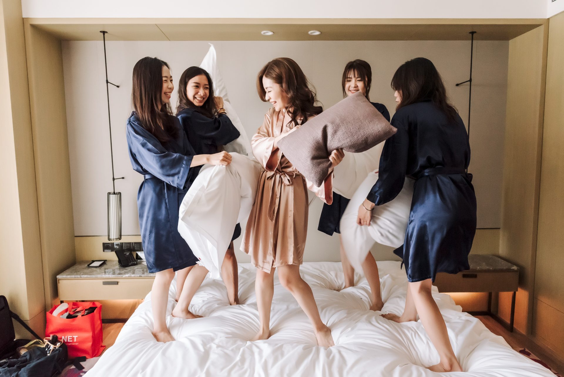 2021112003205219 婚禮紀錄｜高雄婚攝｜南部婚攝｜單宴客｜類婚紗｜晨袍｜閨蜜照｜高雄萬豪酒店｜