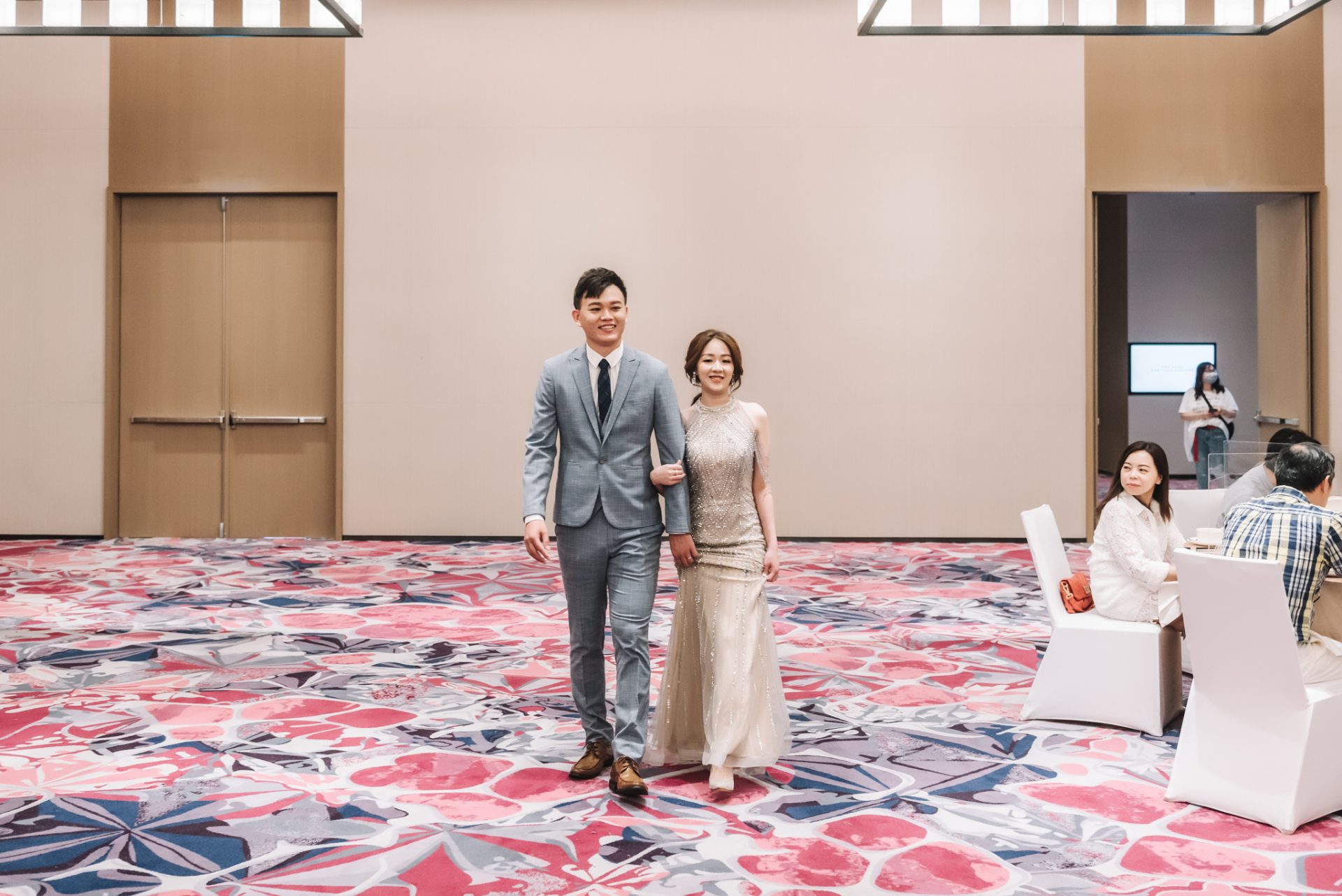202111200325074 婚禮紀錄｜高雄婚攝｜南部婚攝｜單宴客｜類婚紗｜晨袍｜閨蜜照｜高雄萬豪酒店｜