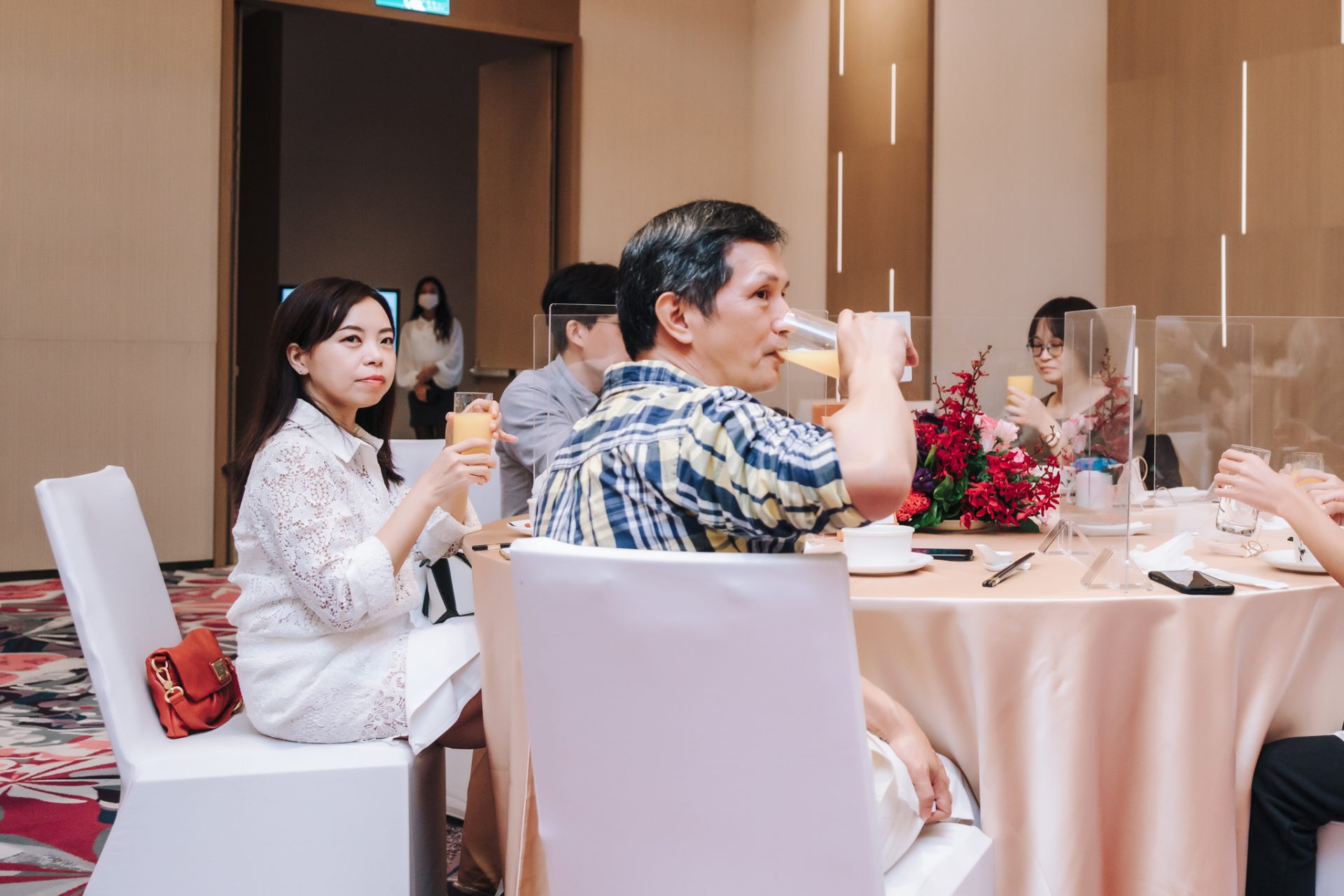 2021112003252686 婚禮紀錄｜高雄婚攝｜南部婚攝｜單宴客｜類婚紗｜晨袍｜閨蜜照｜高雄萬豪酒店｜