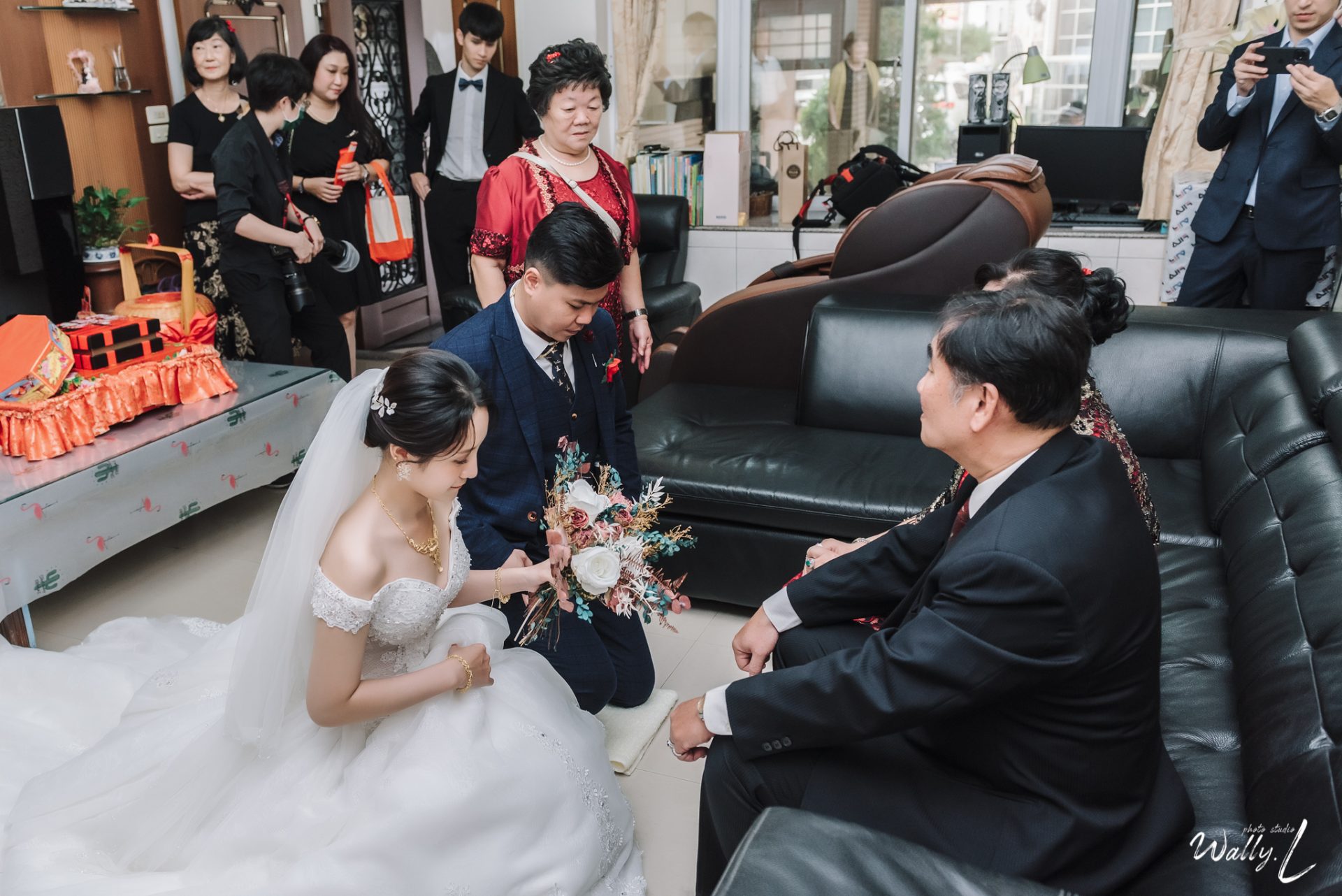 202201030540142 婚禮紀錄｜高雄婚攝｜南部婚攝｜訂婚｜迎娶｜拜別父母｜類婚紗｜