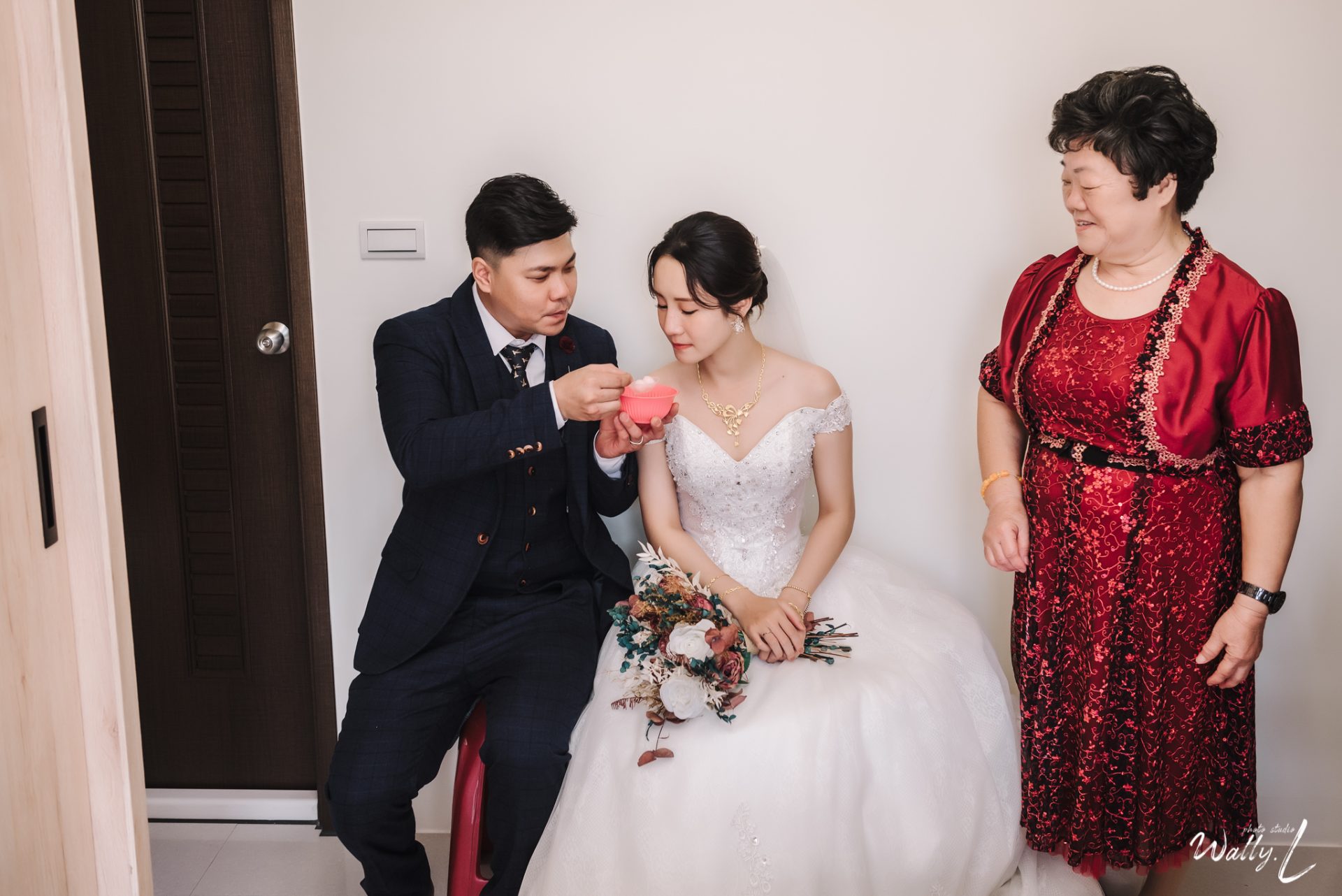 2022010305441949 婚禮紀錄｜高雄婚攝｜南部婚攝｜訂婚｜迎娶｜拜別父母｜類婚紗｜