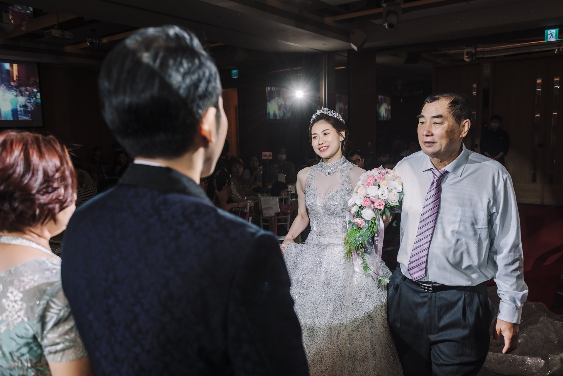 2022111514051658 婚禮紀錄|高雄婚攝|屏東婚攝|南部婚攝|夢時代頤品|交付儀式|恐龍裝進場|類婚紗|