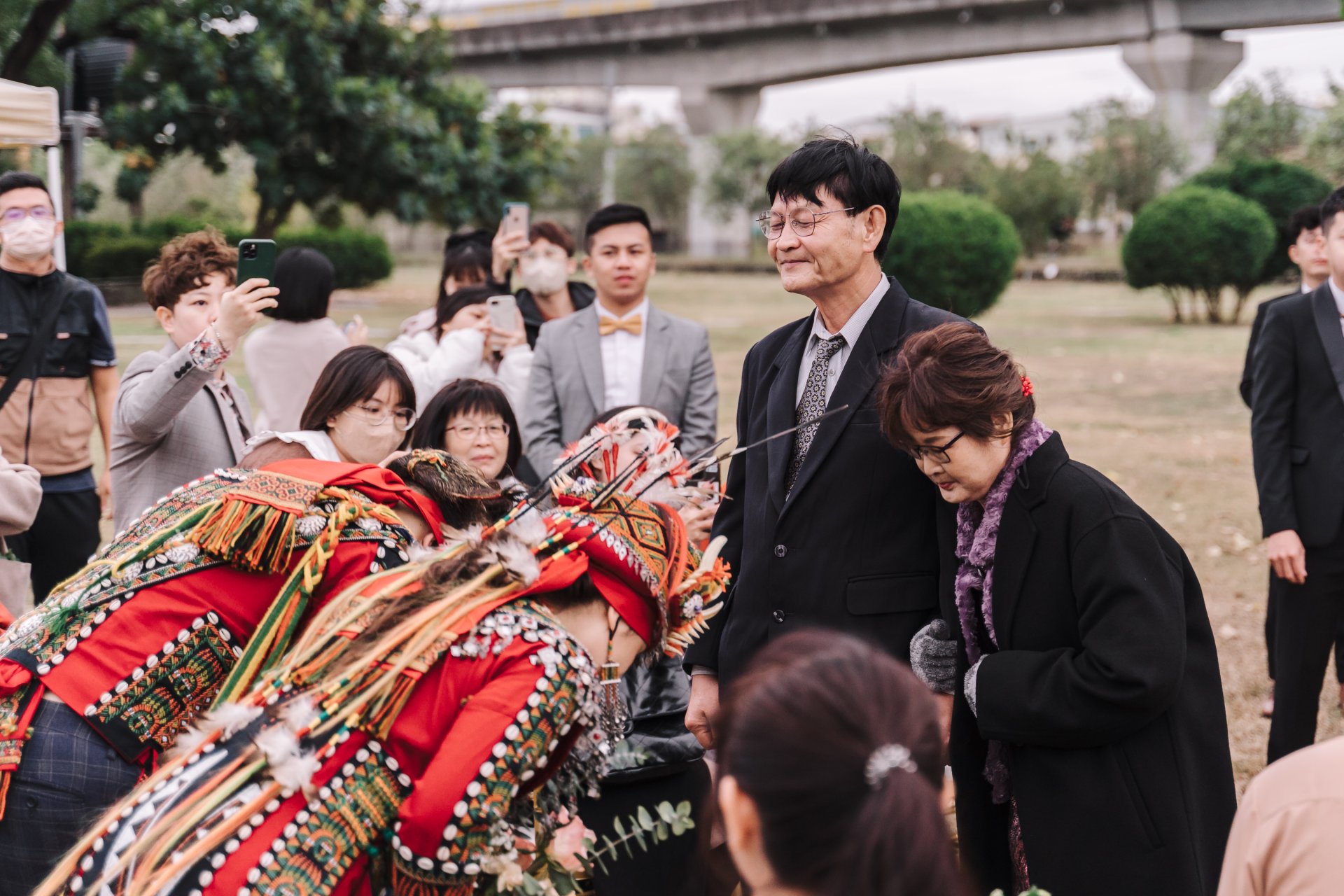 2023030604570863 婚禮紀錄｜高雄婚攝｜南部婚攝｜戶外證婚｜排灣族族服｜百世新天地｜