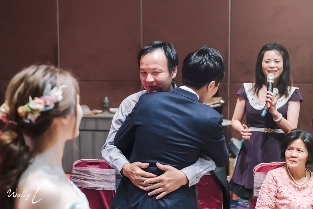 19589a645496e5eb2a351bf87748f8db1 婚禮紀錄｜高雄婚攝｜彰化婚攝｜類婚紗｜迎娶＋午宴｜大中華餐廳和美｜