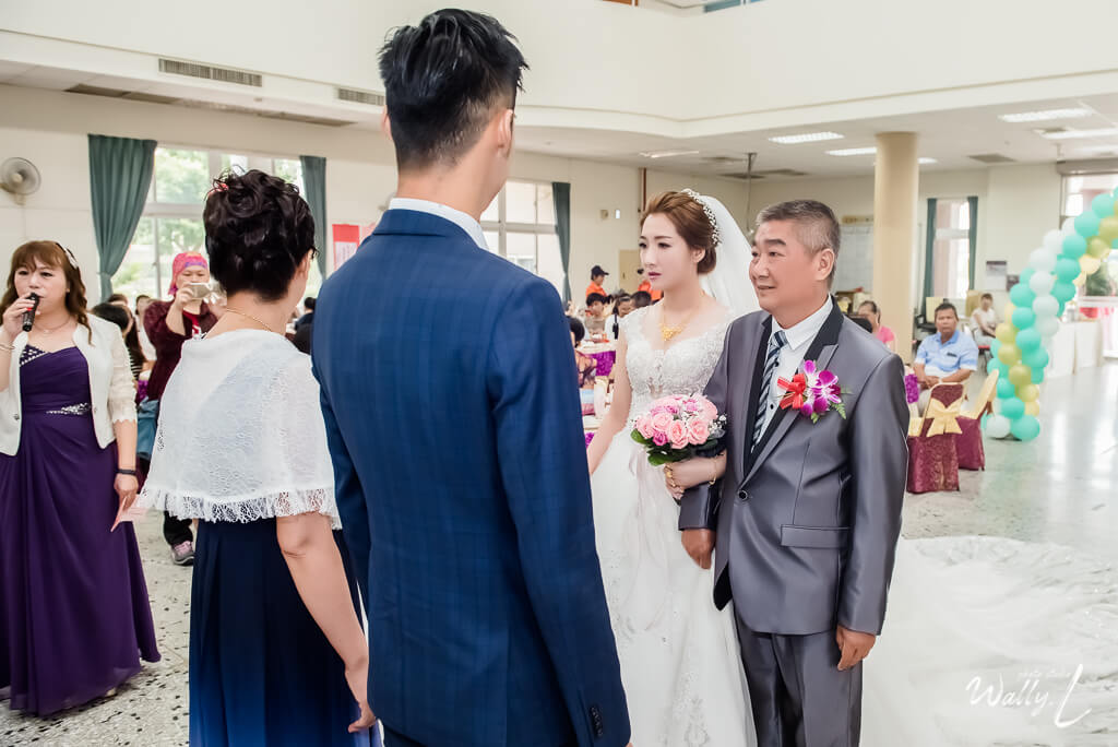 19f06fb297c5605497c3a5e3ba6b4ff7 婚禮紀錄｜高雄婚攝｜類婚紗｜ 迎娶＋午宴 |仁武活動中心｜