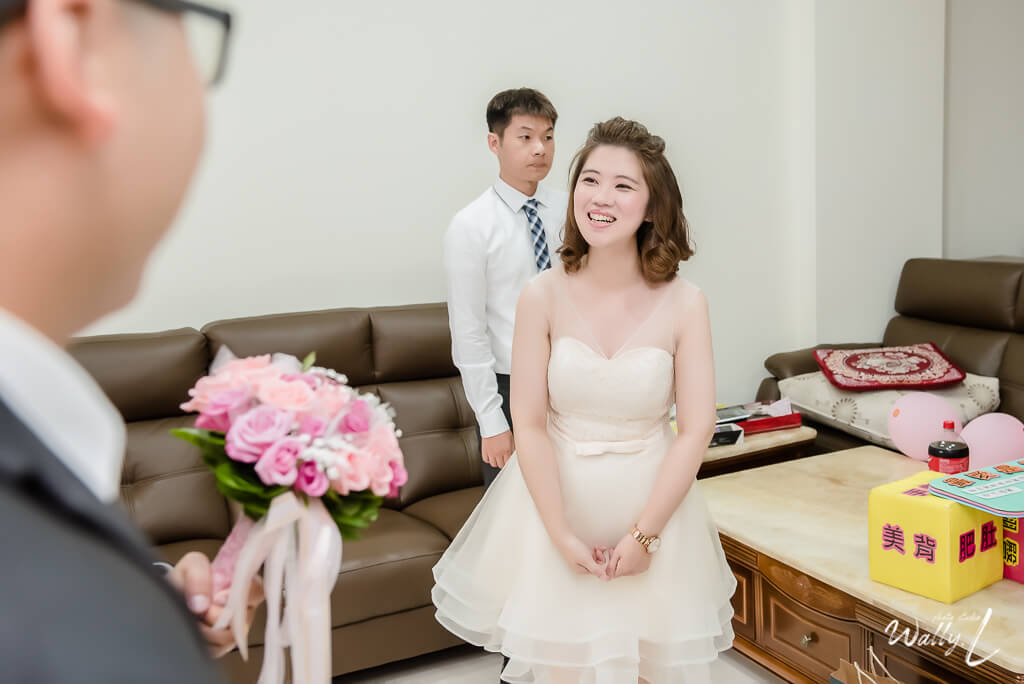 301edd68f7ee248fc33f50a2962e3917 婚禮紀錄｜高雄婚攝｜類婚紗｜ 迎娶＋午宴 |仁武活動中心｜