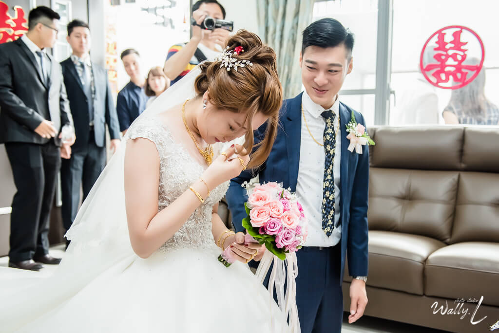 35e058382bbf7b3528c012448916b993 婚禮紀錄｜高雄婚攝｜類婚紗｜ 迎娶＋午宴 |仁武活動中心｜