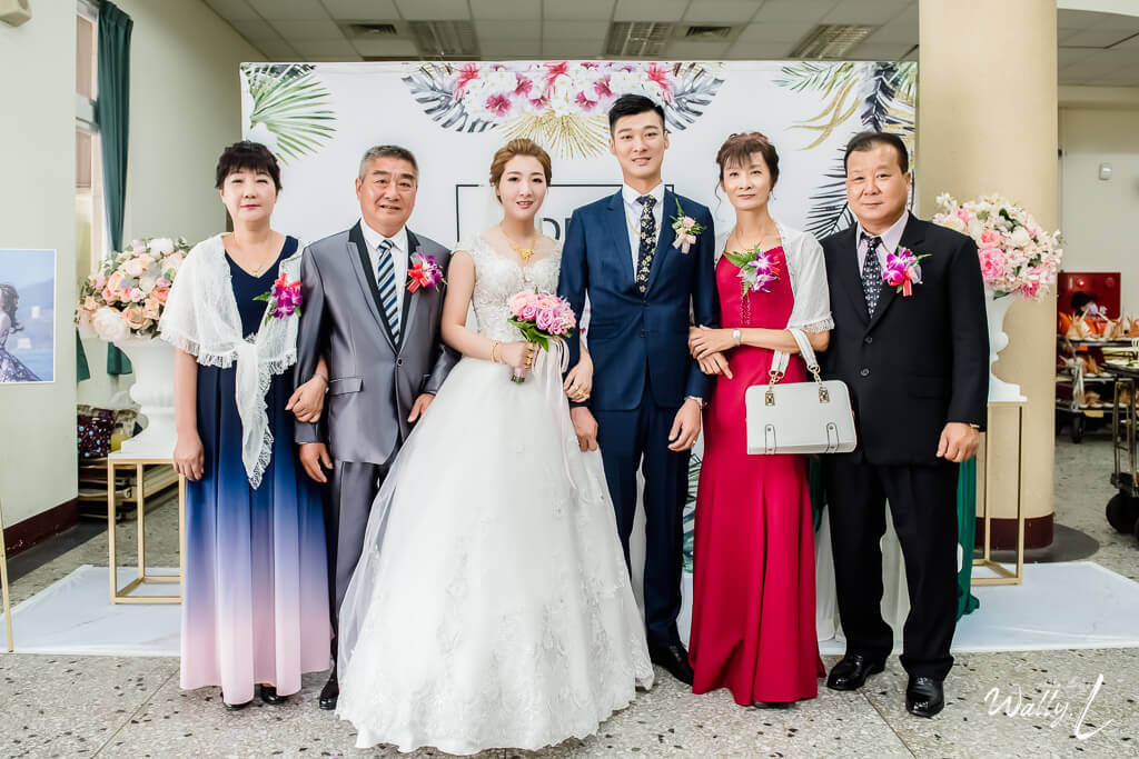 3ab28b3a28dce91163e0bc5eb7da2c9c 婚禮紀錄｜高雄婚攝｜類婚紗｜ 迎娶＋午宴 |仁武活動中心｜