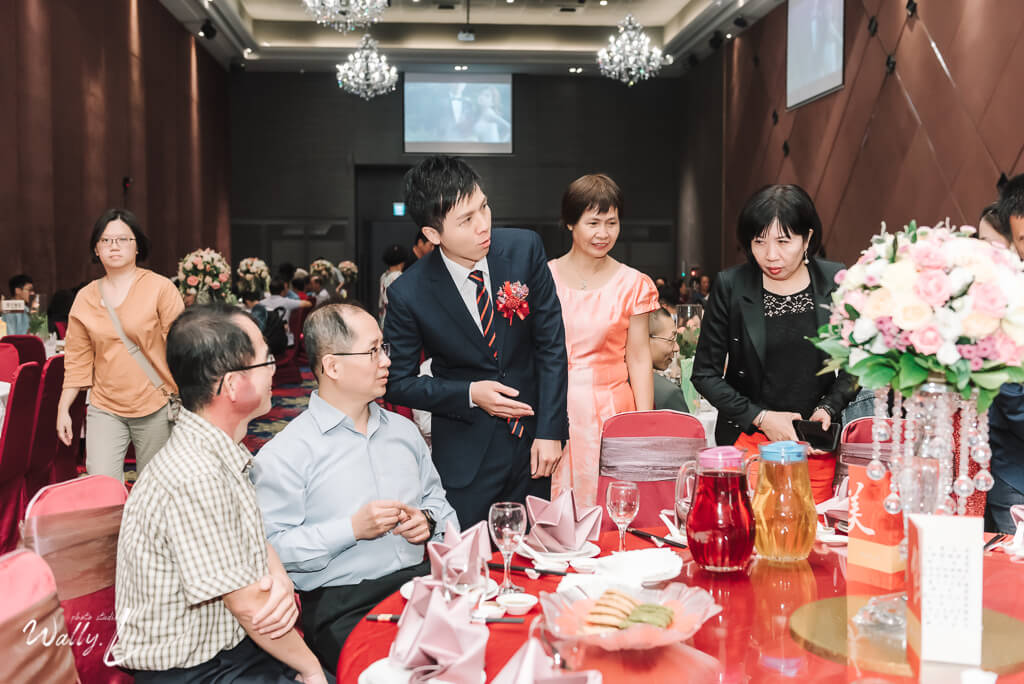 3c4555c59b8913d02fe50e3169bbbd8a1 婚禮紀錄｜高雄婚攝｜彰化婚攝｜類婚紗｜迎娶＋午宴｜大中華餐廳和美｜