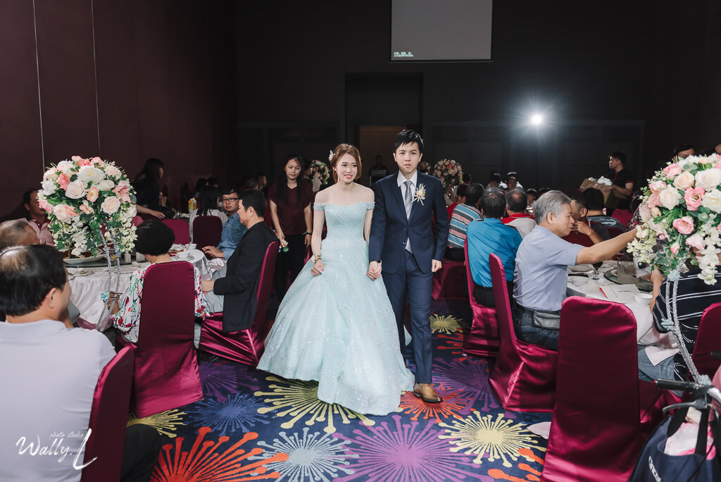 42a8a84da64e12355cc9fbe006dcabd91 婚禮紀錄｜高雄婚攝｜彰化婚攝｜類婚紗｜迎娶＋午宴｜大中華餐廳和美｜