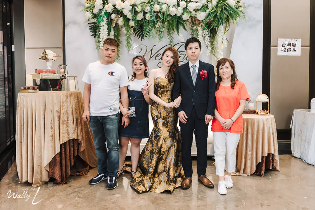 43dbd84343929f69797379ff96c97c761 婚禮紀錄｜高雄婚攝｜彰化婚攝｜類婚紗｜迎娶＋午宴｜大中華餐廳和美｜