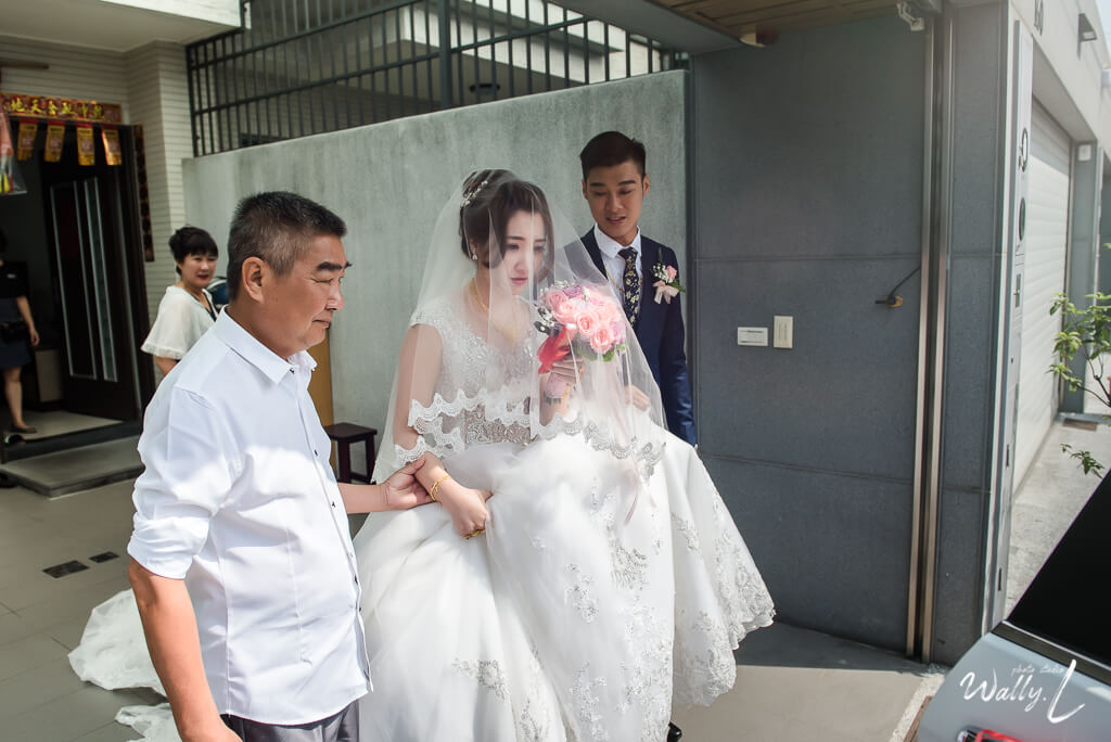 540e2b8395d37a2f0e79d5ac766cf68c 婚禮紀錄｜高雄婚攝｜類婚紗｜ 迎娶＋午宴 |仁武活動中心｜