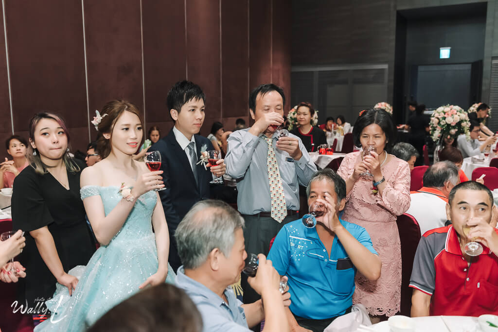 605c8f2571b0252149293ee4813838be1 婚禮紀錄｜高雄婚攝｜彰化婚攝｜類婚紗｜迎娶＋午宴｜大中華餐廳和美｜