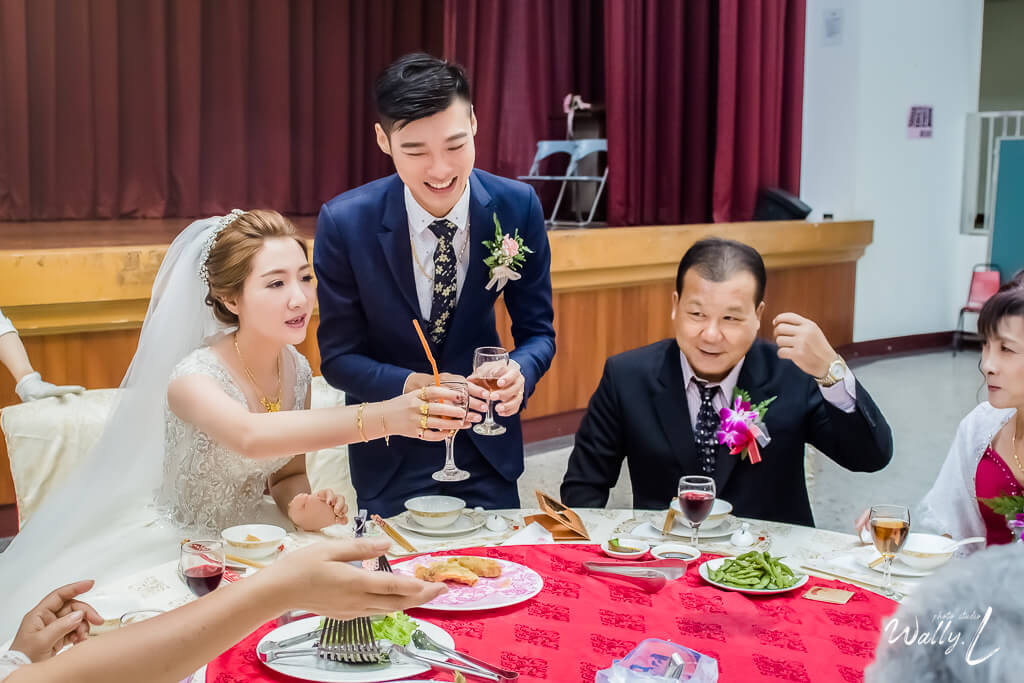 69026f1777034145ccb4b823962740c8 婚禮紀錄｜高雄婚攝｜類婚紗｜ 迎娶＋午宴 |仁武活動中心｜