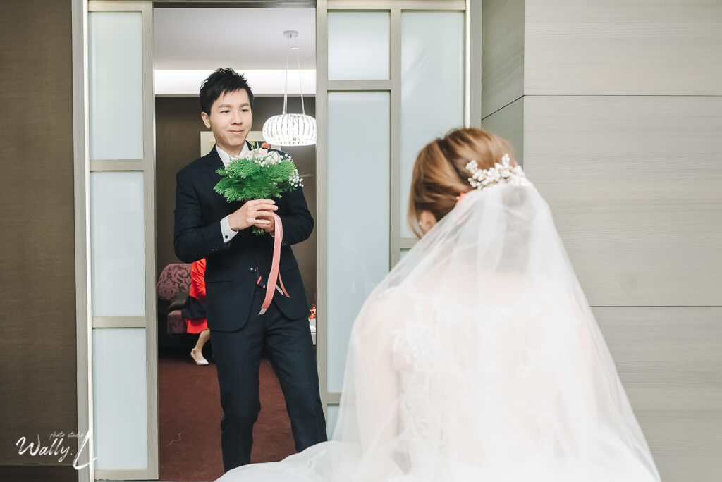 6e47a7dc377f9cef48a489fd42e375841 婚禮紀錄｜高雄婚攝｜彰化婚攝｜類婚紗｜迎娶＋午宴｜大中華餐廳和美｜