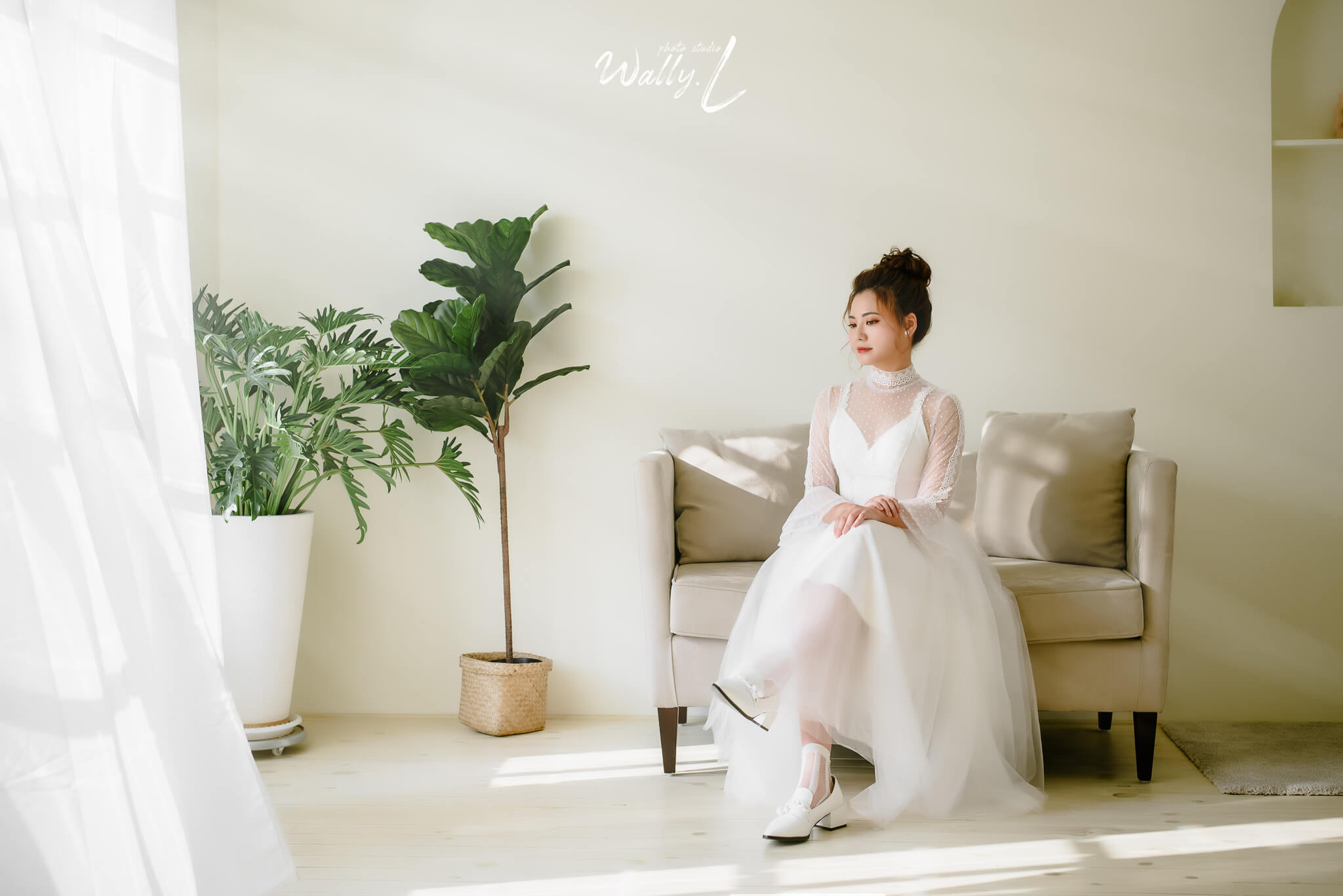 輕日系雜誌風｜輕時尚｜輕白紗｜時裝｜自主婚紗｜婚紗創作｜類婚紗｜木木空間攝影棚