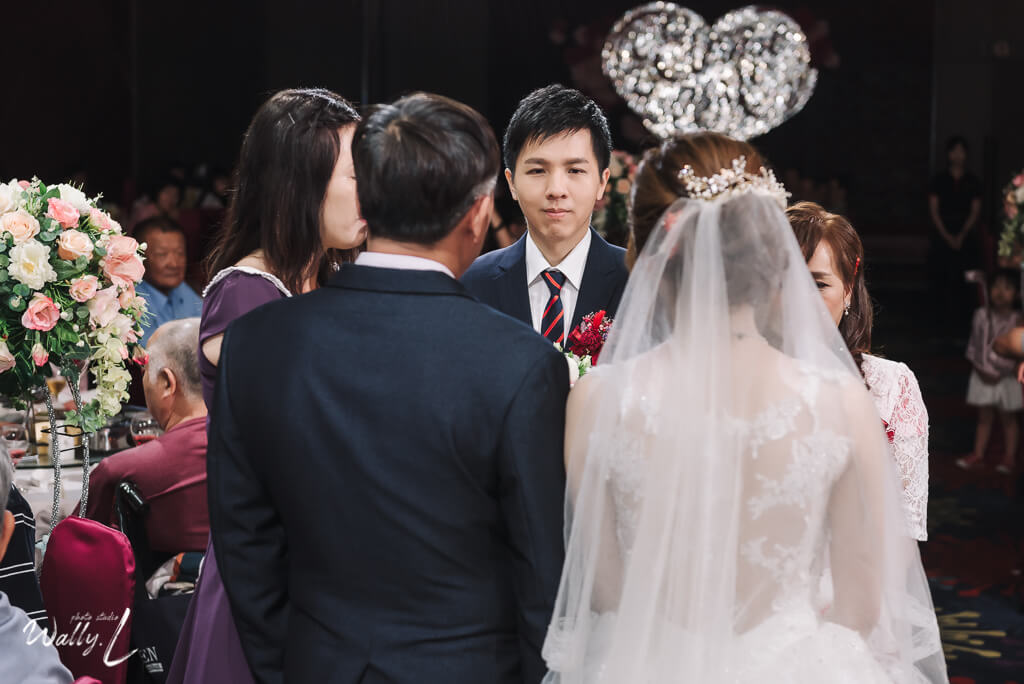 798d1ab2c91b896a79441a0afb165e621 婚禮紀錄｜高雄婚攝｜彰化婚攝｜類婚紗｜迎娶＋午宴｜大中華餐廳和美｜