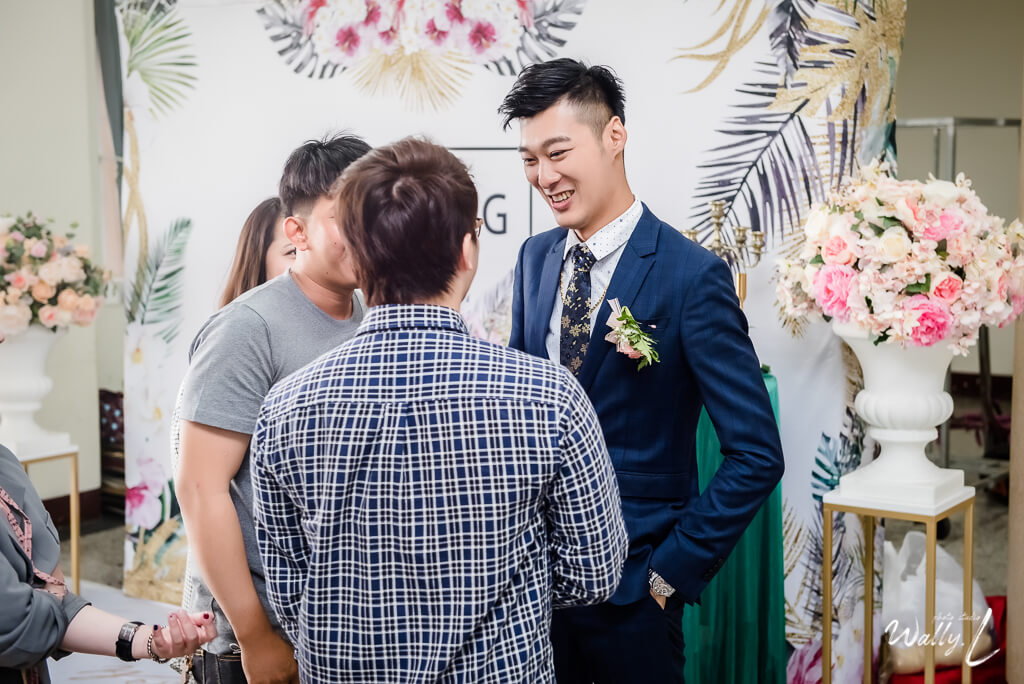 7ed28d16bd675d32d4660194224e9664 婚禮紀錄｜高雄婚攝｜類婚紗｜ 迎娶＋午宴 |仁武活動中心｜