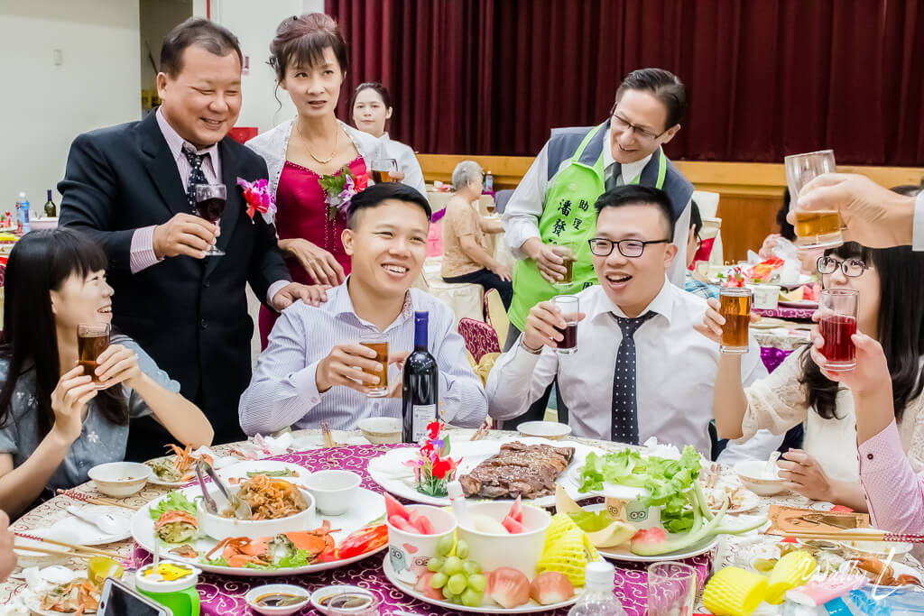 8415e8037e3878e5440dd7f2dd9b2ecb 婚禮紀錄｜高雄婚攝｜類婚紗｜ 迎娶＋午宴 |仁武活動中心｜
