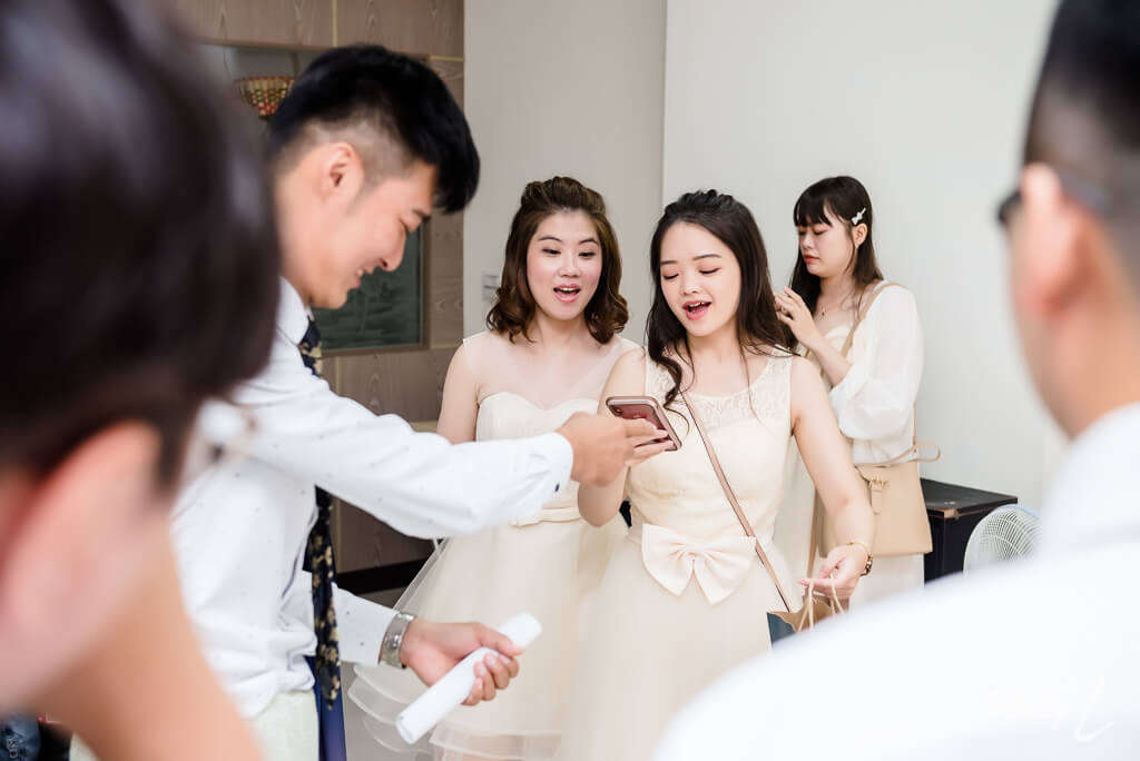 8d347088d9496e939fd92118c2393267 婚禮紀錄｜高雄婚攝｜類婚紗｜ 迎娶＋午宴 |仁武活動中心｜