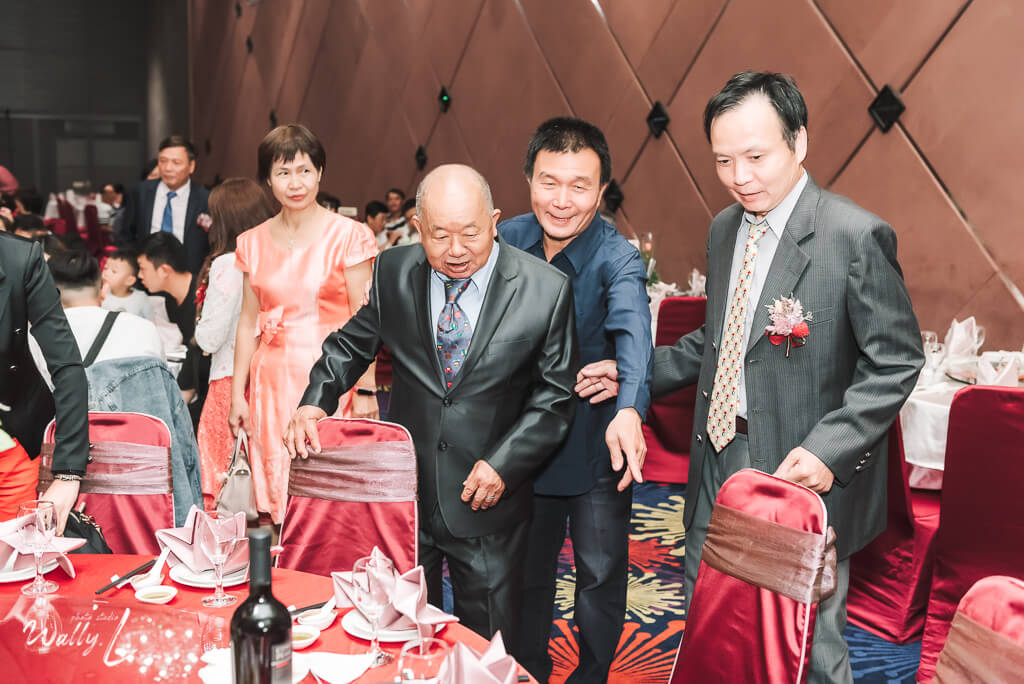 8da0bb2eb455f436bb56760b102e7bff1 婚禮紀錄｜高雄婚攝｜彰化婚攝｜類婚紗｜迎娶＋午宴｜大中華餐廳和美｜