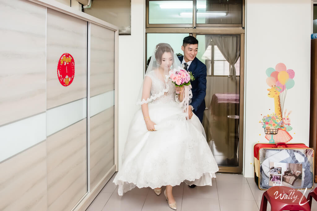 8e19a95f05fd809757699cc260df451e 婚禮紀錄｜高雄婚攝｜類婚紗｜ 迎娶＋午宴 |仁武活動中心｜