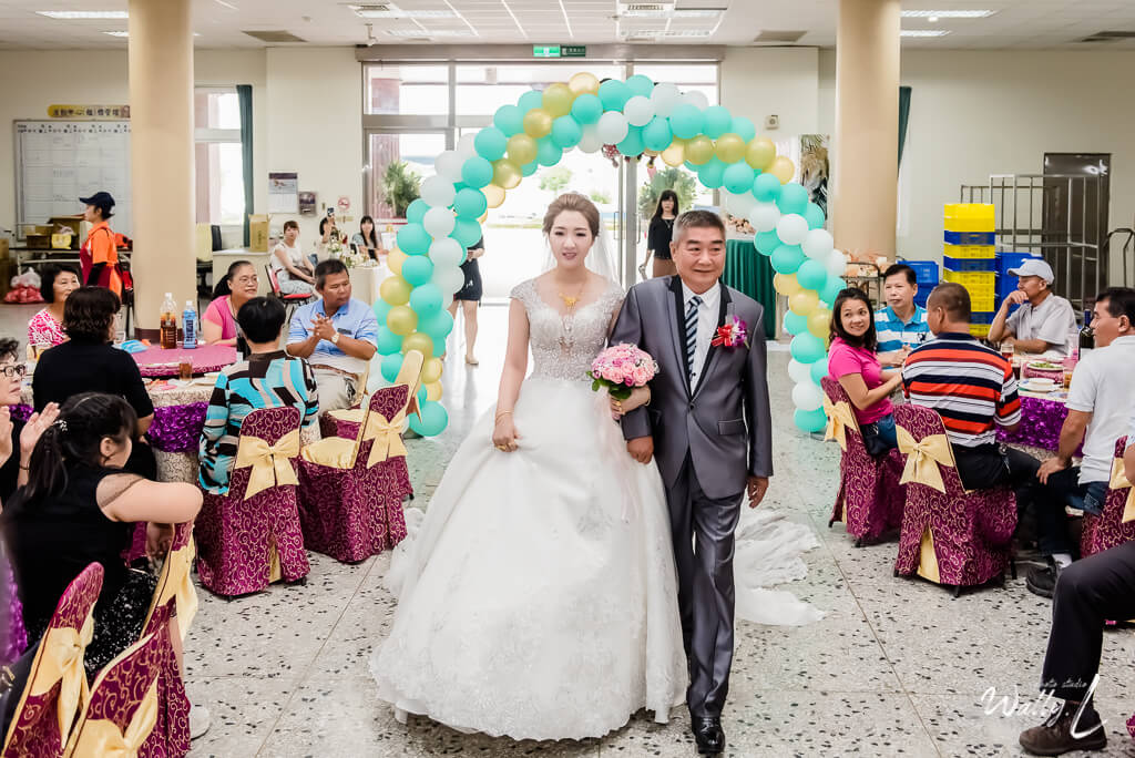 94090be651f556c2086cdde55efd482c 婚禮紀錄｜高雄婚攝｜類婚紗｜ 迎娶＋午宴 |仁武活動中心｜