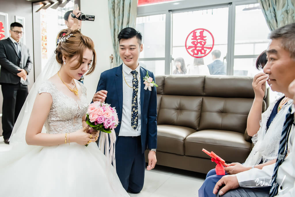 a188758d20fdceb1d82a21fabfbf04d3 婚禮紀錄｜高雄婚攝｜類婚紗｜ 迎娶＋午宴 |仁武活動中心｜