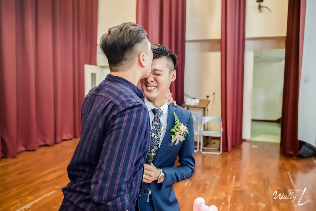 b3dda80e020a9cb224c5d908101f1988 婚禮紀錄｜高雄婚攝｜類婚紗｜ 迎娶＋午宴 |仁武活動中心｜