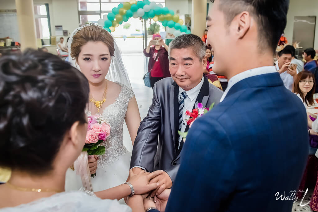 cb3f003b0498c08da91f46f8424d340c 婚禮紀錄｜高雄婚攝｜類婚紗｜ 迎娶＋午宴 |仁武活動中心｜