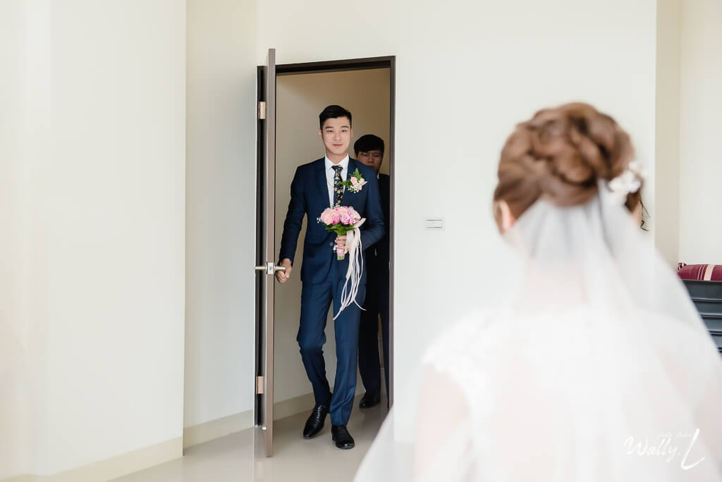 db9d06f59349a382bc6aca1b7750baee 婚禮紀錄｜高雄婚攝｜類婚紗｜ 迎娶＋午宴 |仁武活動中心｜