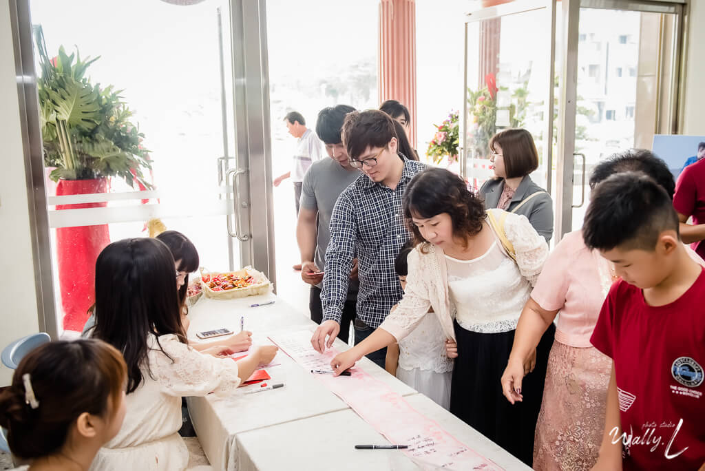 ea8ba64d2fb9cda4de04b9b39e4263c6 婚禮紀錄｜高雄婚攝｜類婚紗｜ 迎娶＋午宴 |仁武活動中心｜