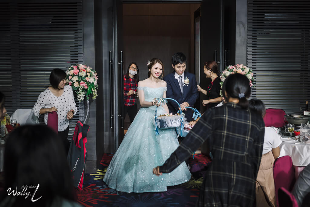 fc99e0f2c44420c7652adfe52597a0481 婚禮紀錄｜高雄婚攝｜彰化婚攝｜類婚紗｜迎娶＋午宴｜大中華餐廳和美｜