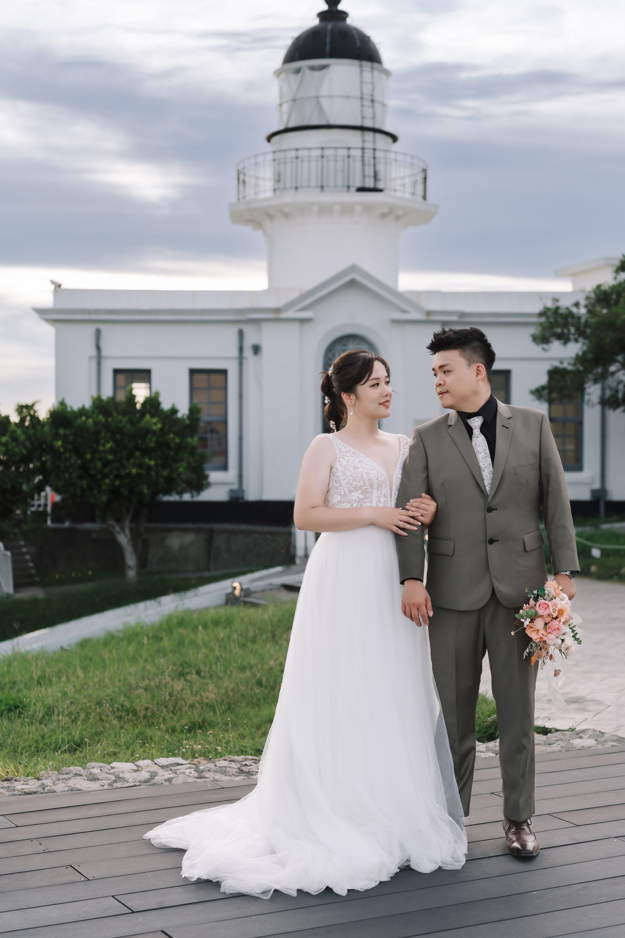 2025082703461842 ｜瓦力攝影工作室｜自助婚紗｜內惟藝術中心｜川美攝相所｜旗后燈塔｜