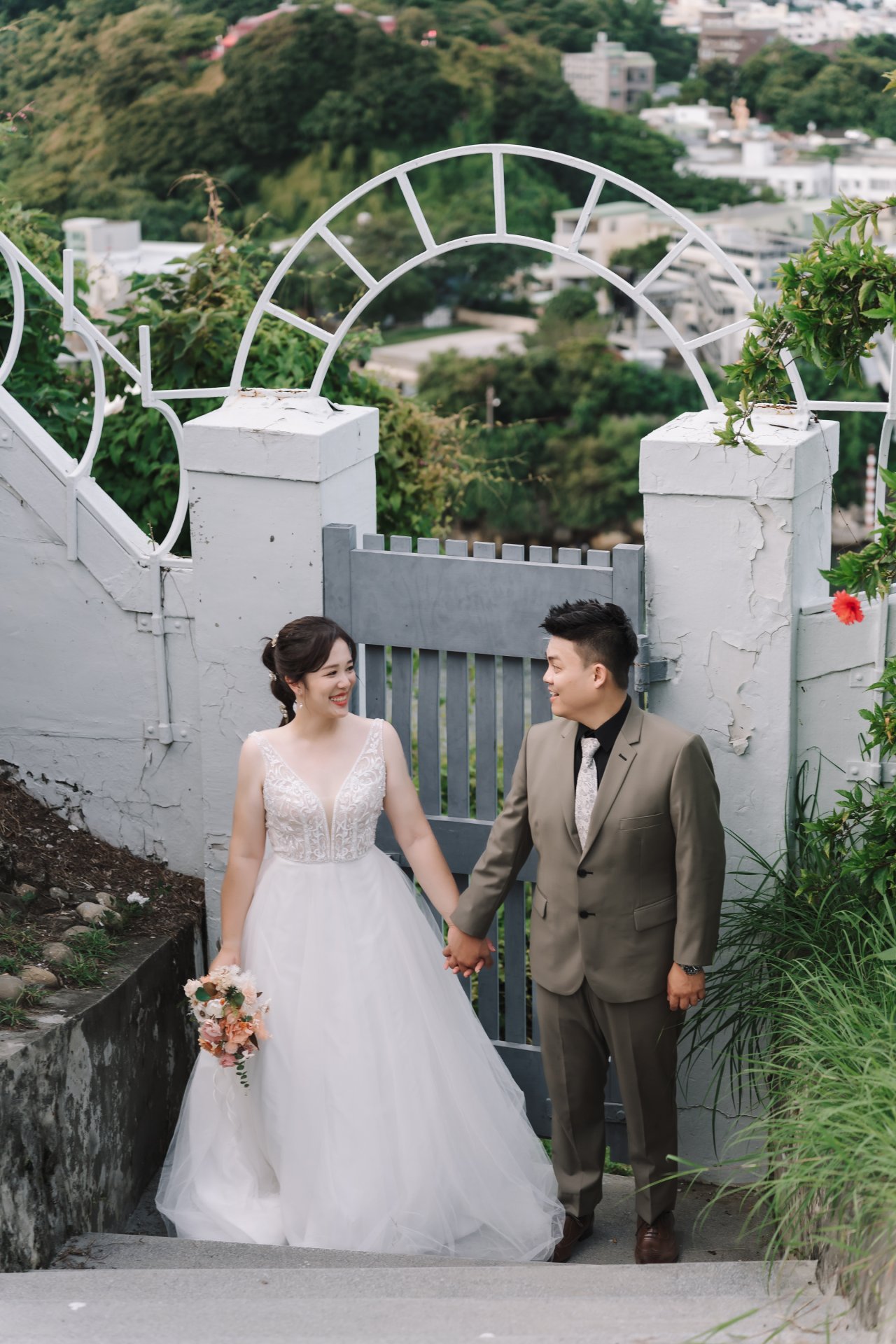 2025082703464575 ｜瓦力攝影工作室｜自助婚紗｜內惟藝術中心｜川美攝相所｜旗后燈塔｜