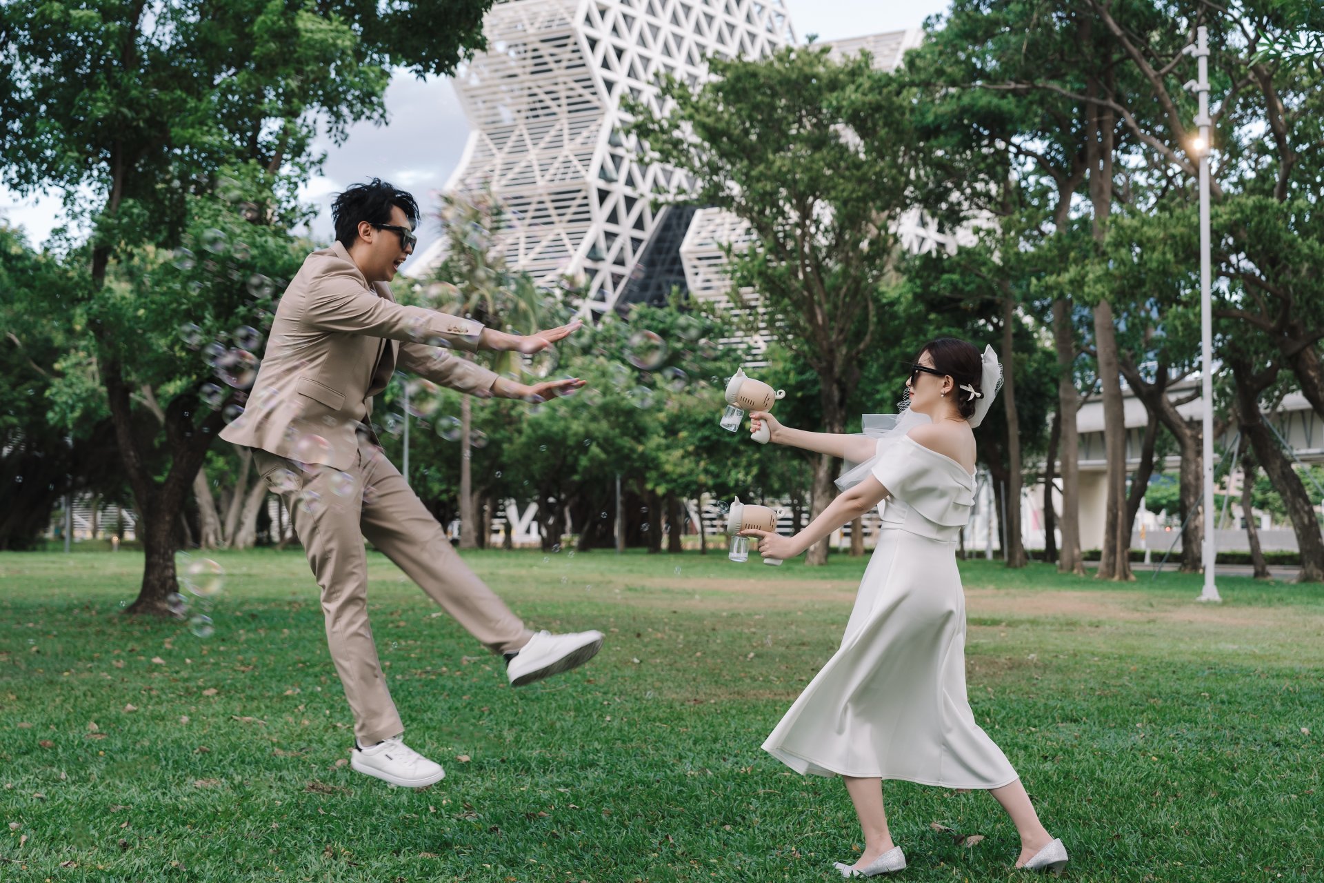 2025082704403264 ｜瓦力攝影工作室｜自助婚紗｜登記寫真｜駁二｜